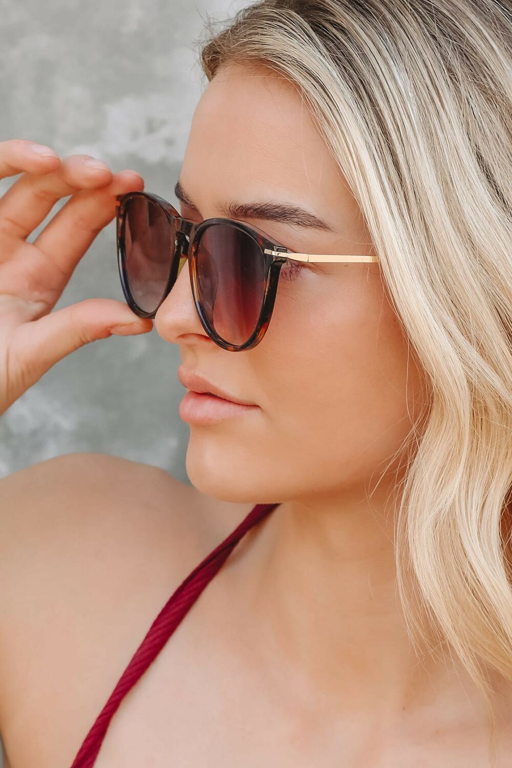 Brown tortoise round sunglasses will never go out of style so treat yourself to a new pair this season.